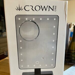 CROWN Pro LED Makeup Mirror